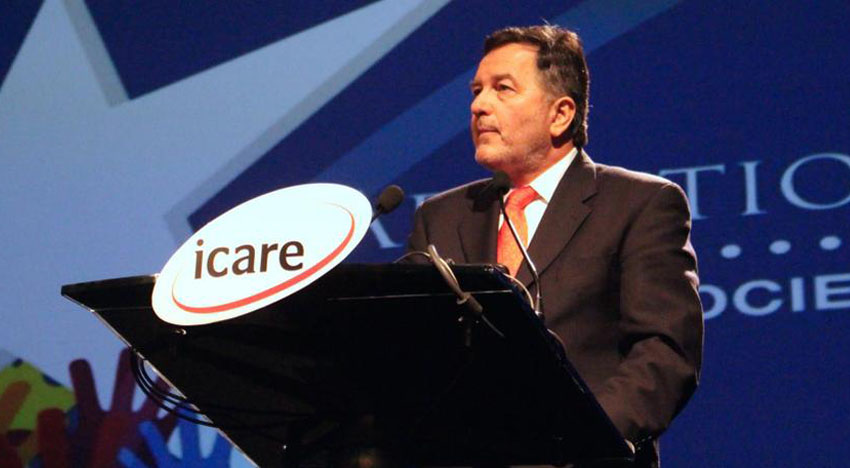 Cerrada ovación para Roberto Ampuero, Senior Fellow de la Fundación Para el Progreso, en Enade 2014