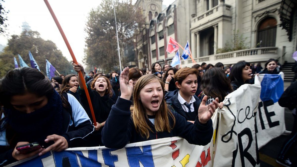 Estudiantes y el fast track al parlamento