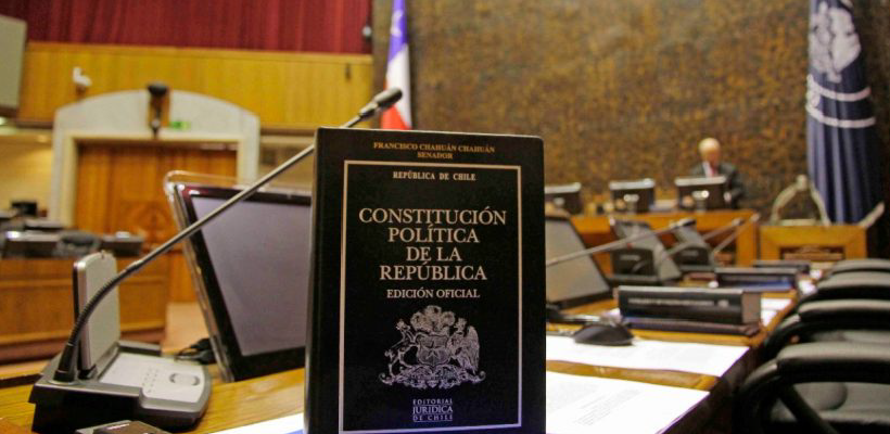 Redactar una Constitución: nada más