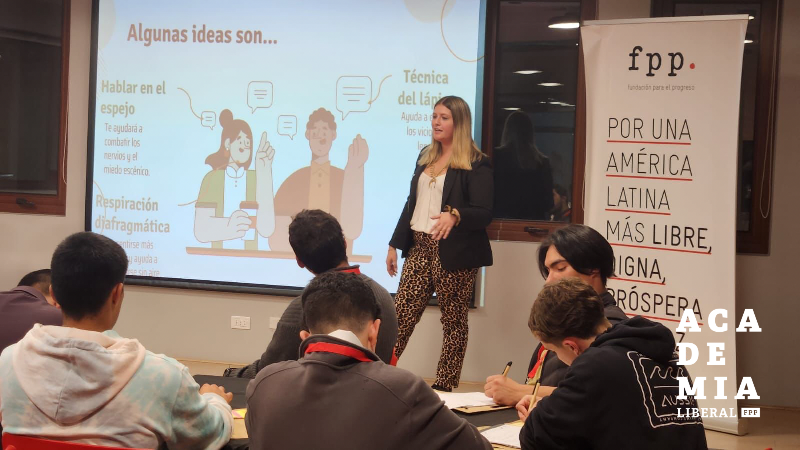 ¡Más de 100 jóvenes participan de la Academia Liberal FPP 2023!