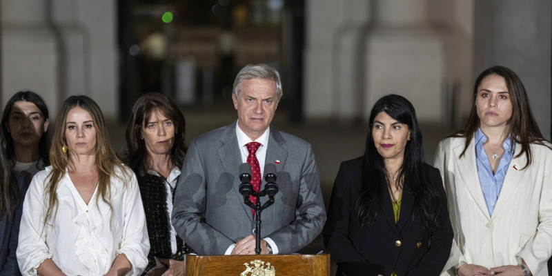 Tres ministras frente al autoritarismo  identitario