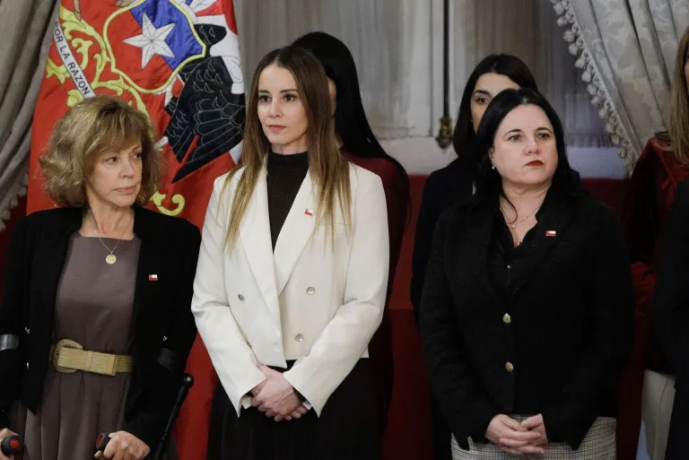 Reestructuraciones oficialistas y el cinismo oposicionista